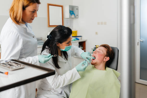 Best Emergency Gum Treatment in Maple Park, IL